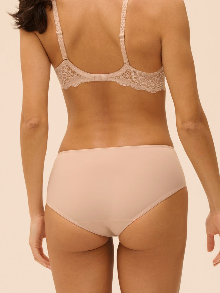 High-Waist-Slip. - Rosige Haut