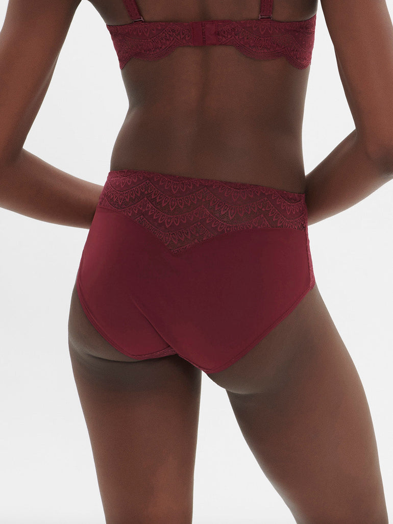 High-Waist-Slip. - Spinellrot