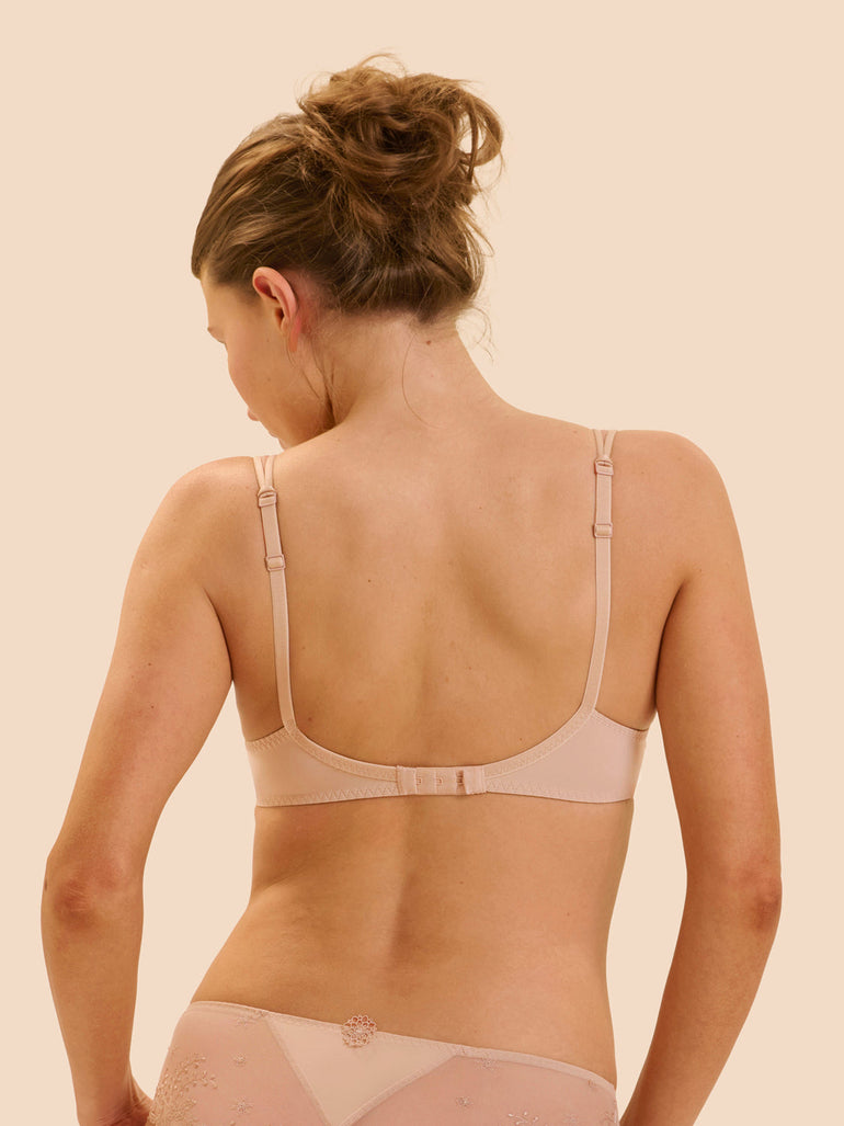 Geformter 3D-BH - Nude