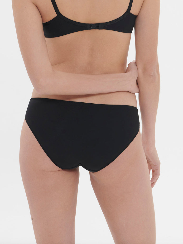 Bikini-Slip. - Edelstein-Schwarz