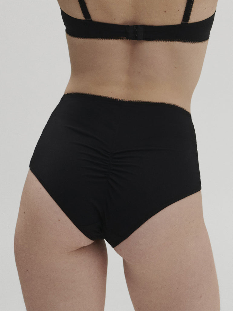 High-Waist-Slip. - Schwarz