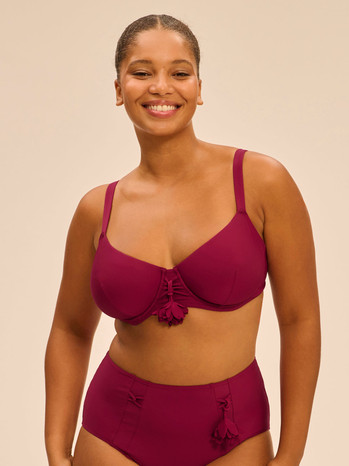 Bikini-Oberteil mit Bügeln. - Cranberry