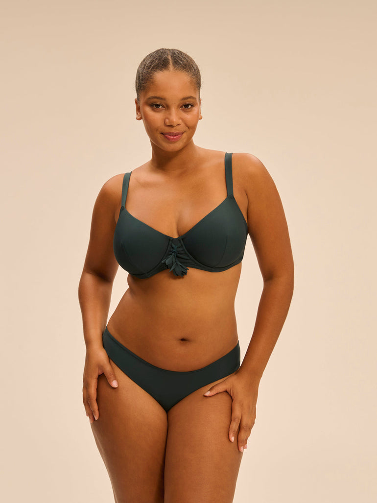 Bikini-Oberteil mit Bügeln. - Tropengrün