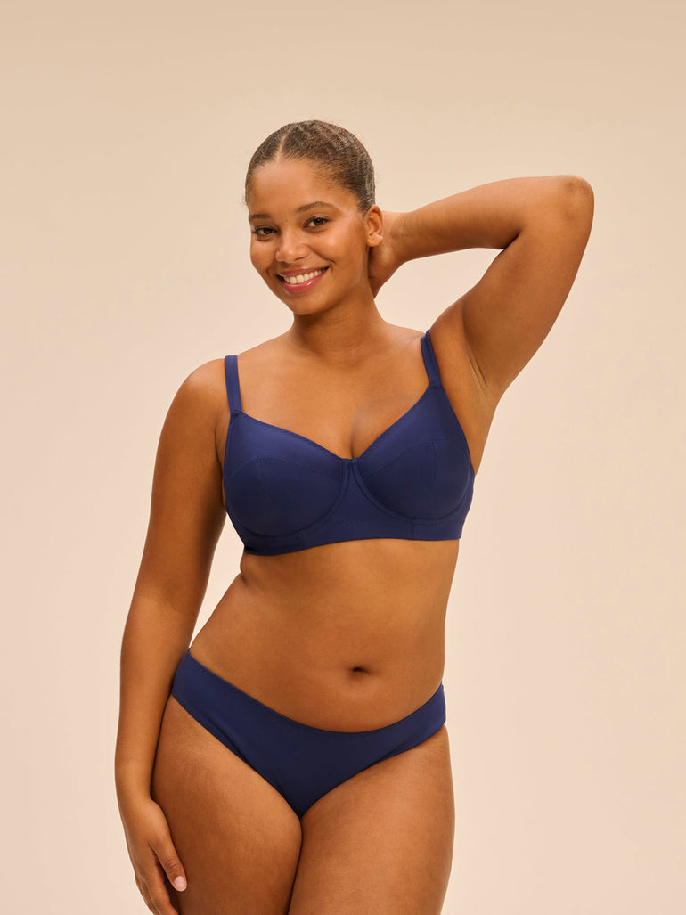 Bikini-Oberteil mit Bügeln. - Mitternacht