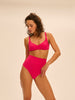 Bikini-Slip mit hohem Bund. - Lippenstift