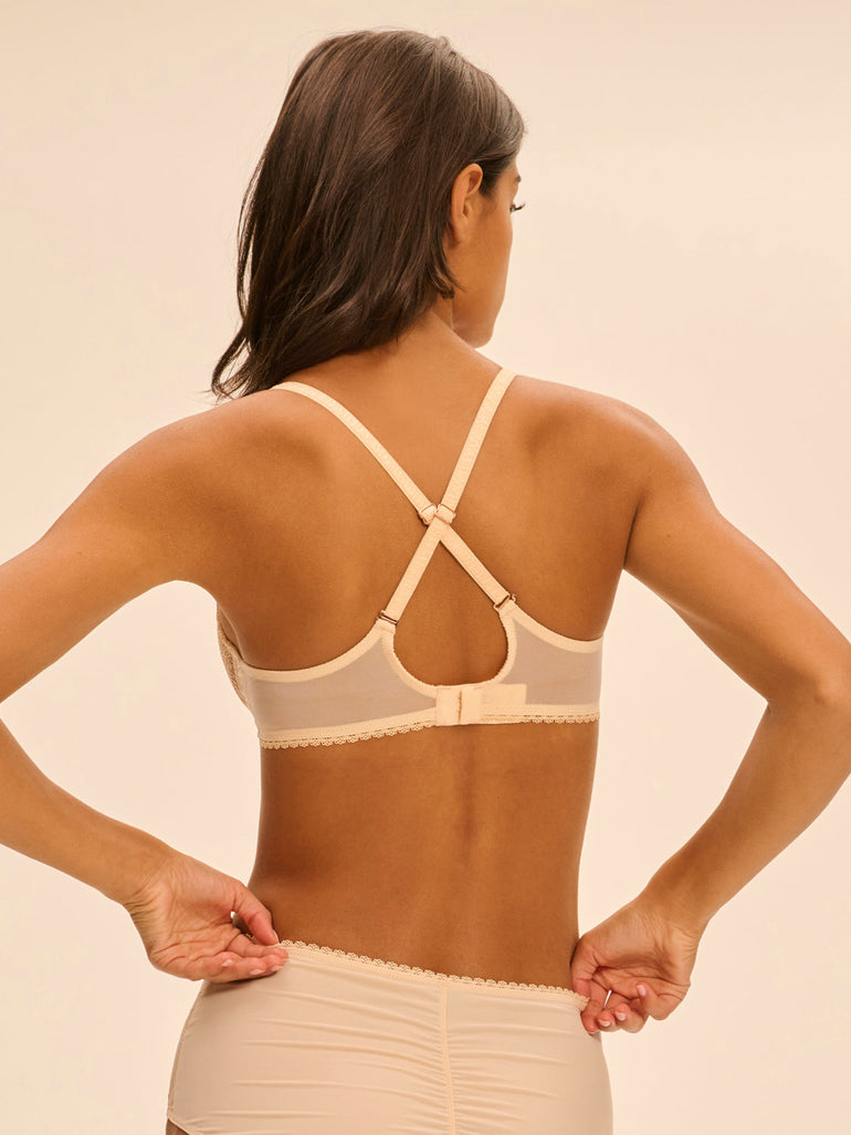 Bügel-BH mit tiefem Ausschnitt - Schickes Beige