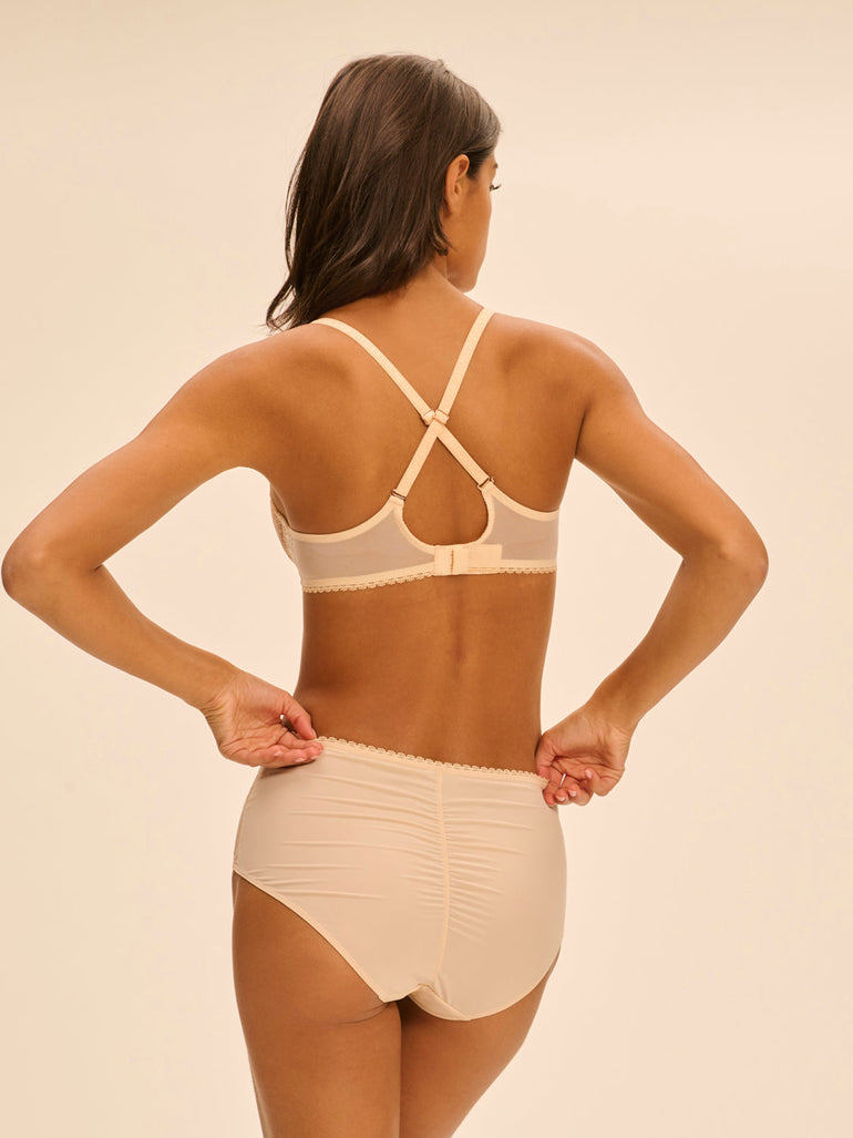 Bügel-BH mit tiefem Ausschnitt - Schickes Beige