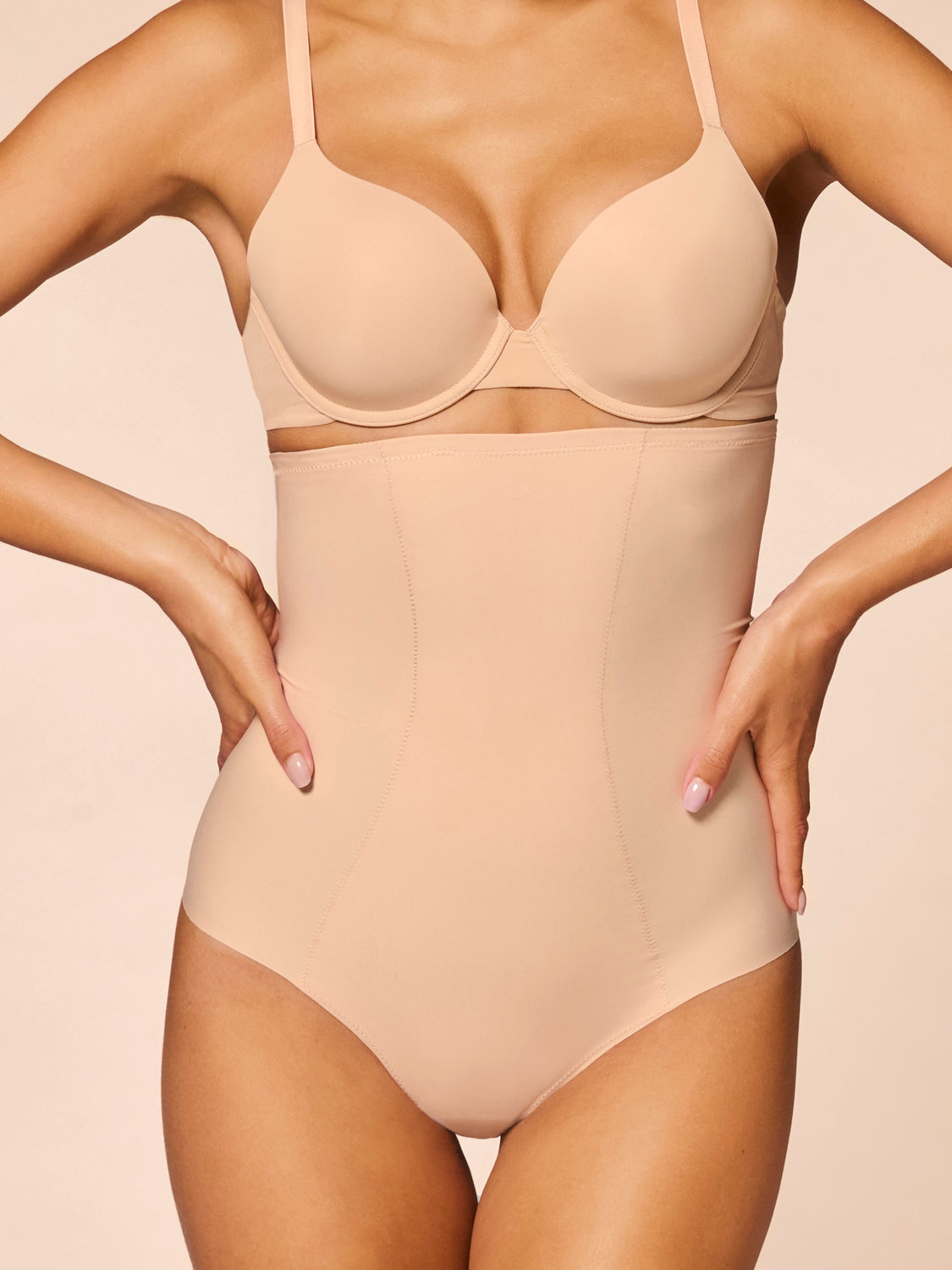 Shaping-Slip mit hohem Bund - Rosige Haut
