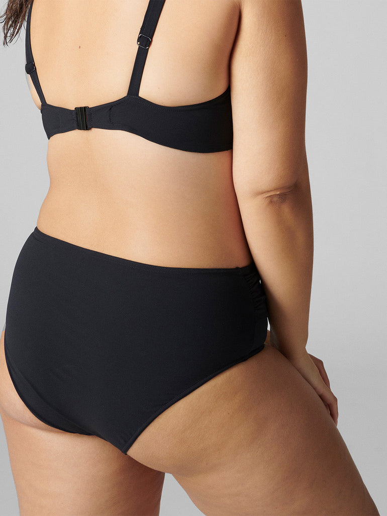 Bikini-Slip mit hohem Bund. - Schwarz